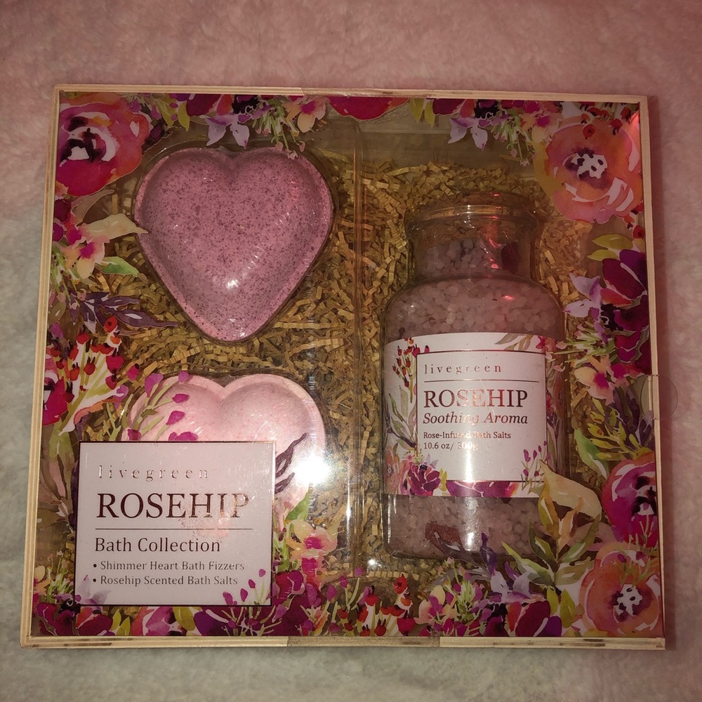 Rosehip Bath Collection